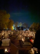Noc Wszystkich Świętych - cmentarz Kowalewo